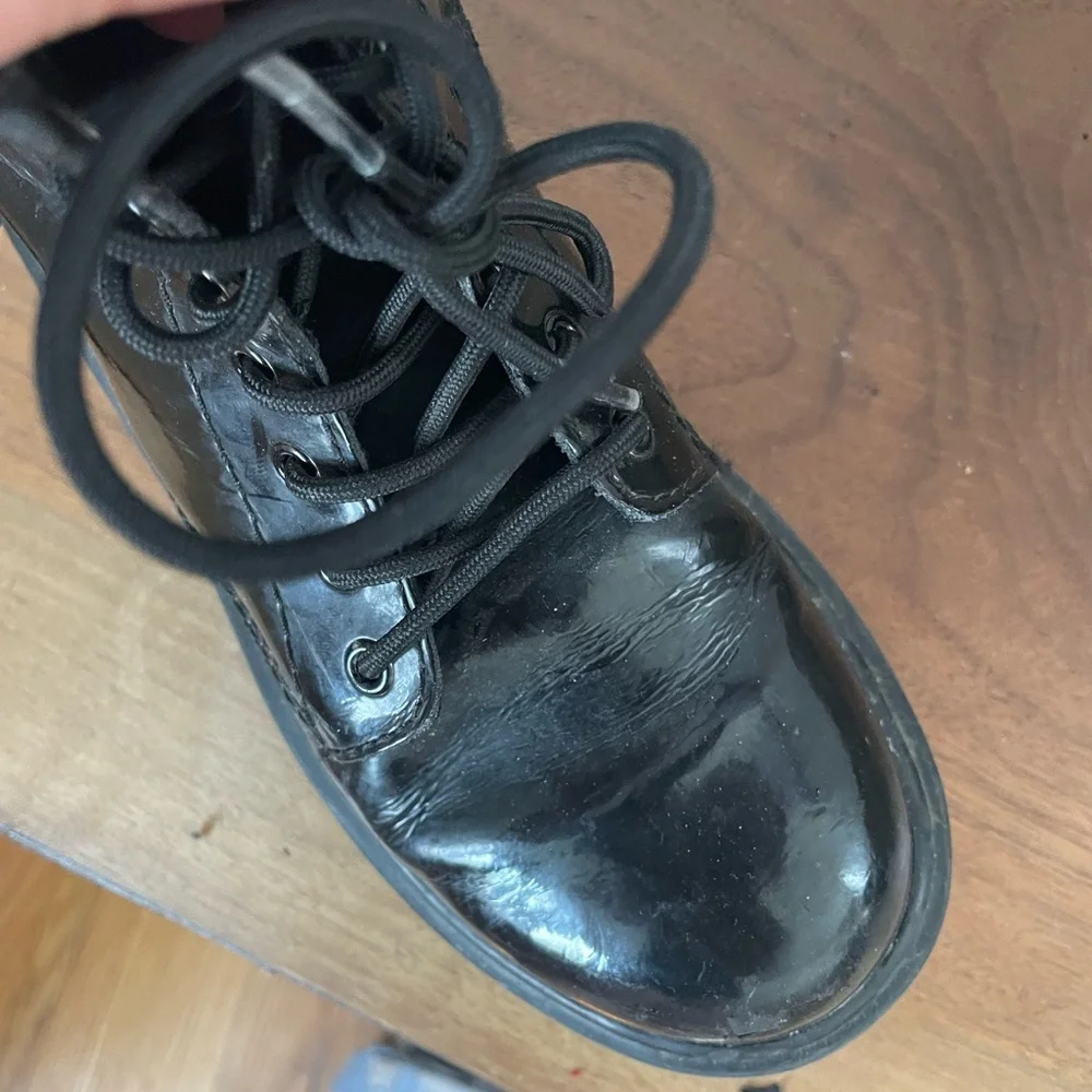 Dr. Martens Kid's Collection 1460 Junior Delaney Black Boot SIZE US 2
